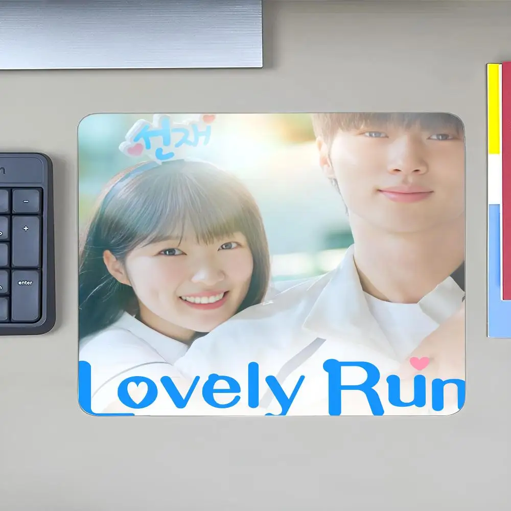 Lovely Runner K-Korea TV S-Series MINISO Mouse Pad Anime Game Mouse Pad High Quality Small Desk Pad Rubber Laptop Desk Pad