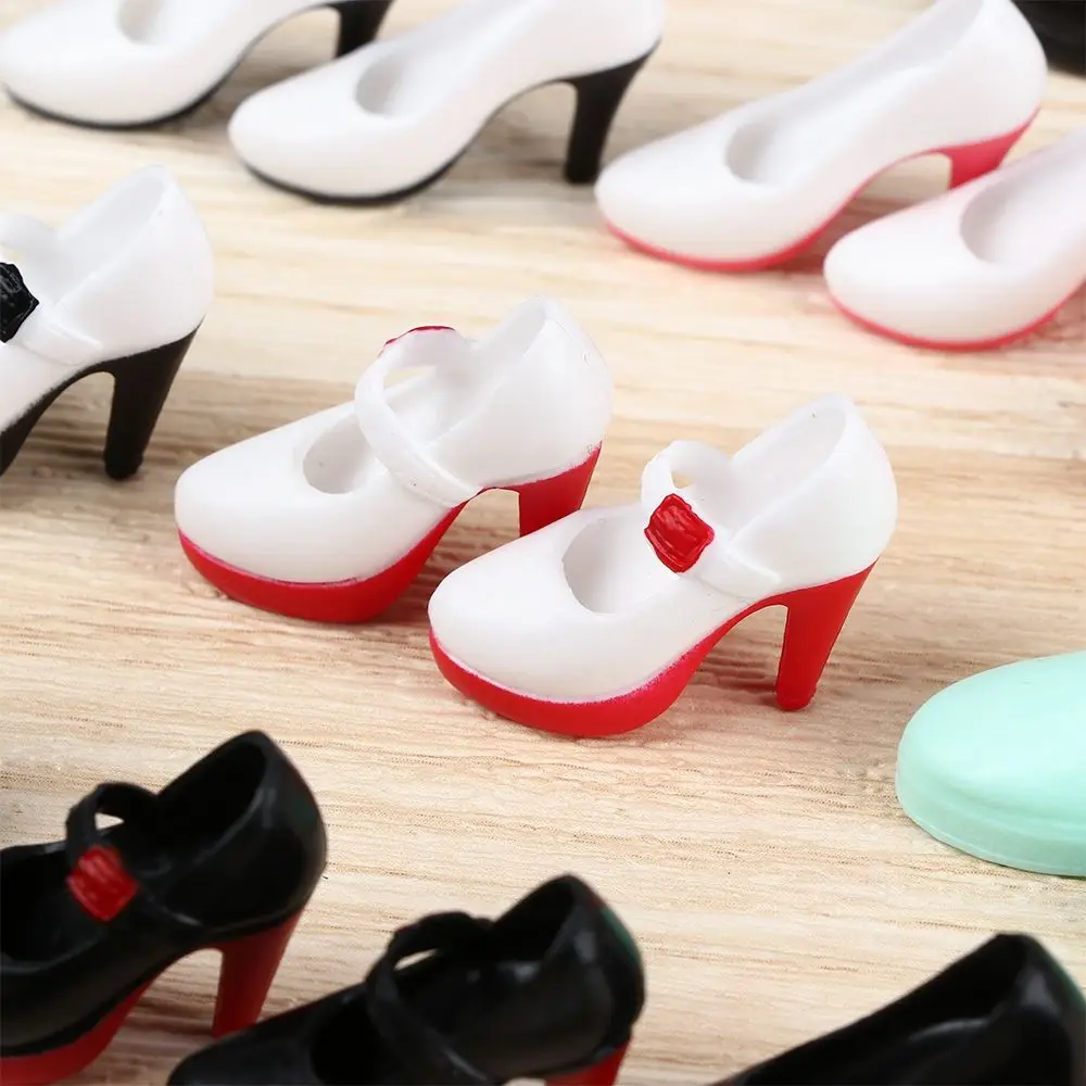 1 Pair 1/3 1/6 Doll Shoes Fashion Female Doll Boots Fit Foot Length 2cm Dolls Shoes Plastic Doll Multistyles Long Knees Boots ﻿