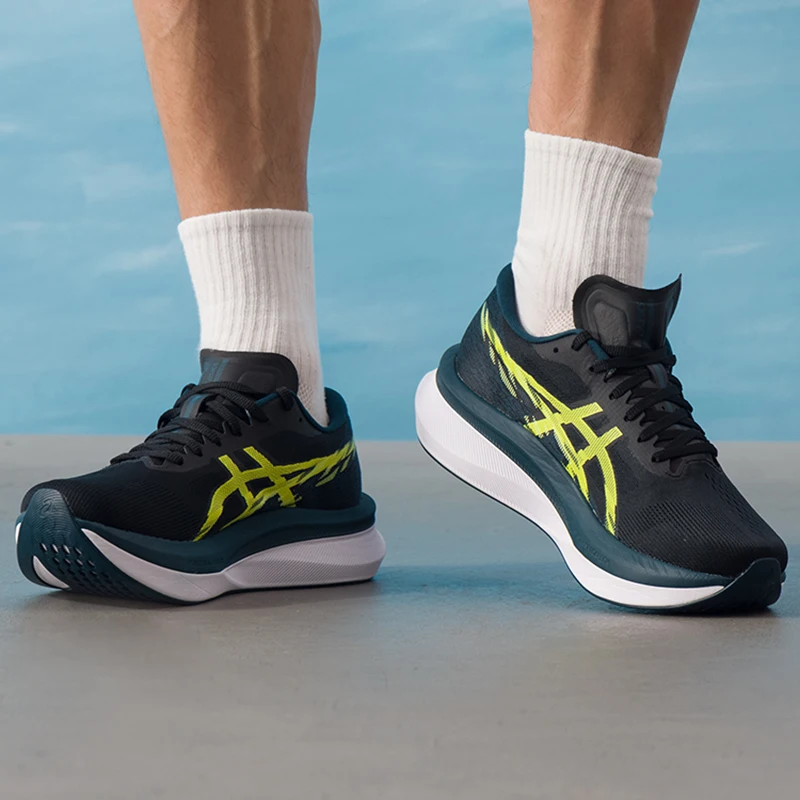 

Мужская обувь Asics Magic Speed ​​4, спортивная обувь, кроссовки для бега, удобные кроссовки для бега по шоссе с амортизацией 1011B875-001