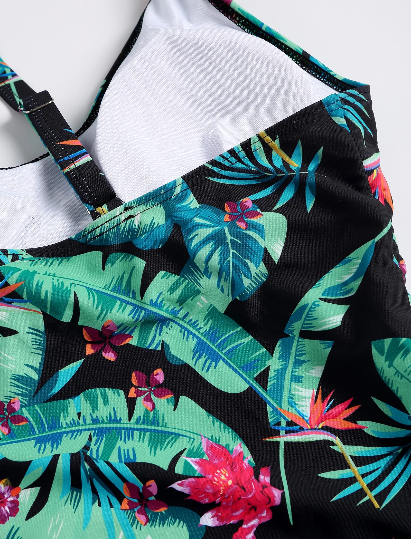 Tankini-badpak voor dames met boyshort blouson-top Bescheiden tweedelig badpak Zwemkleding voor jongensbeen