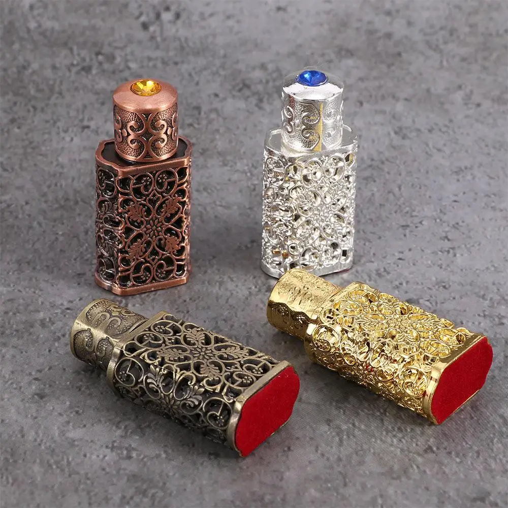 

3ml Antiqued Metal Perfume Bottle Arab Style Essential Oils Bottle Container Alloy Royal Bottle Wedding Decoration Gift