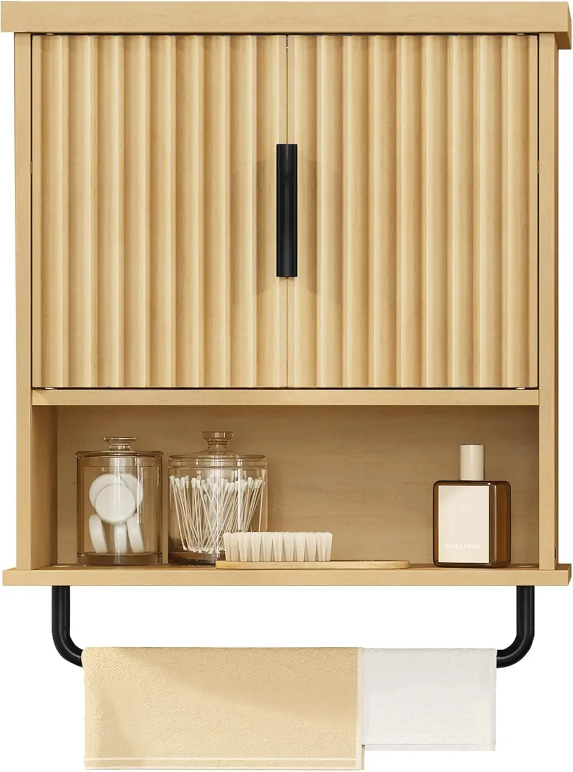 

Настенный шкаф для ванной комнаты с регулируемой полкой, вешалкой для полотенец и рифлеными дверцами — 7,9x17,7x24 дюйма, дуб, бежевый
