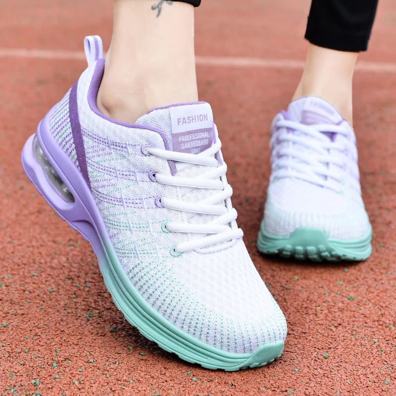 

High Quality Lightweight Running Sneakers for Women Luxury Brand Breathable Platform Sneakers Mesh Lace-Up Fashion Women's Shoes