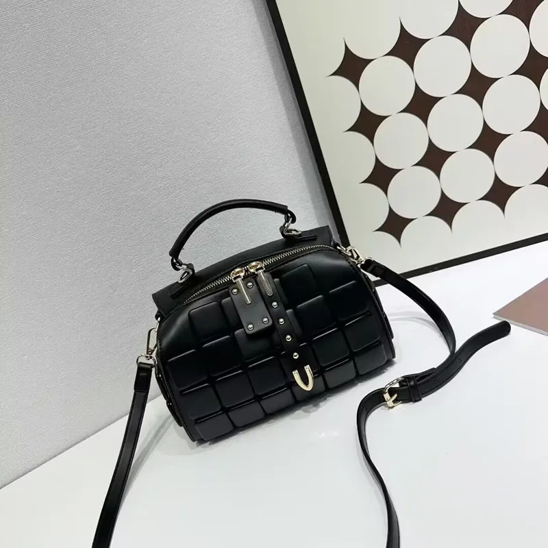 

Stylish pillow Crossbody Bag Women's Single Shoulder Handbag Fashionable PU Leather Medium Hardness Internal Zipper Pocket