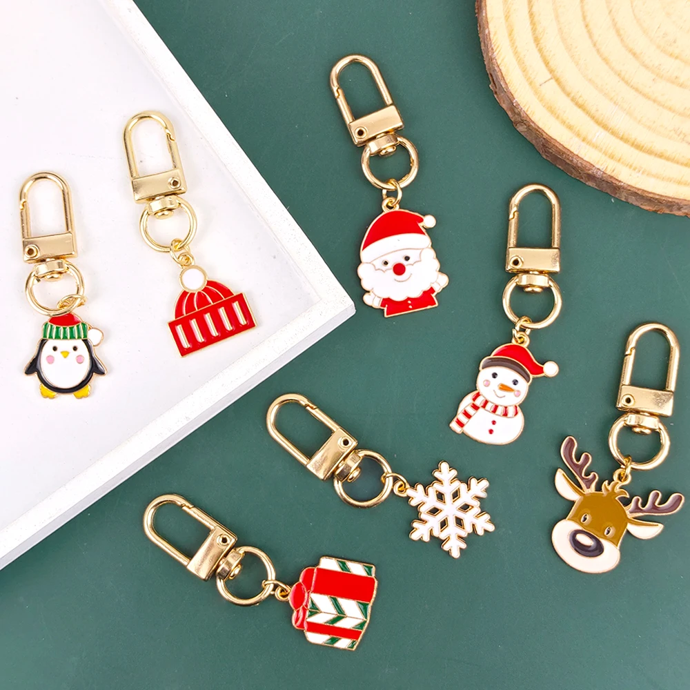 漫画のキーホルダー,エルク,サンタクロース,スノーフラワー,ハンドバッグ,ペンダント装飾,女の子,子供,新年のパーティーギフトのためのキーホルダー