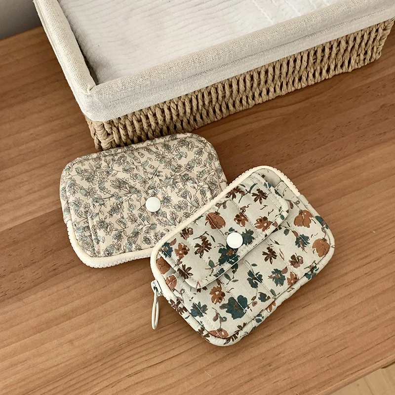 

Stripe Floral Coin Purse Flower Korean Style Small Makeup Lipstick Bag Jewelry Packing Bag Earphone Bag Mini Storage Bag