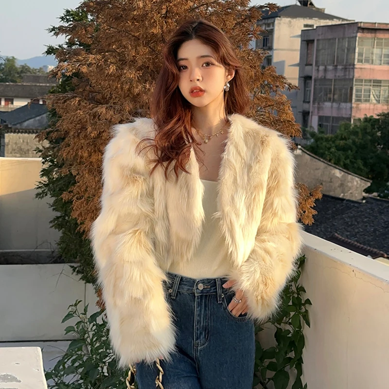 2024 Winter Fall Fashion New Women Faux Fur Coats Short Cut Long Sleeves Thin Light Warm Korean Fashion Girls Faux Fur Coats