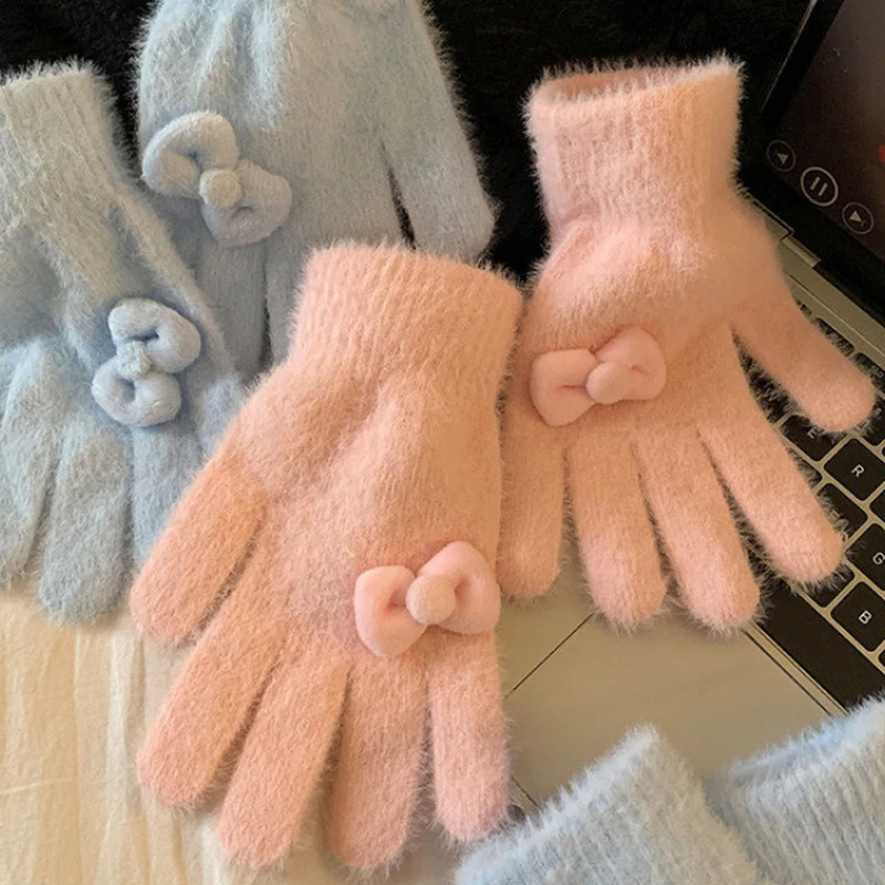 

Милые однотонные зимние плюшевые перчатки для женщин; Сладкий бант с толстыми варетками; Идеально подходит для девочек, студентов и велосипедистов.