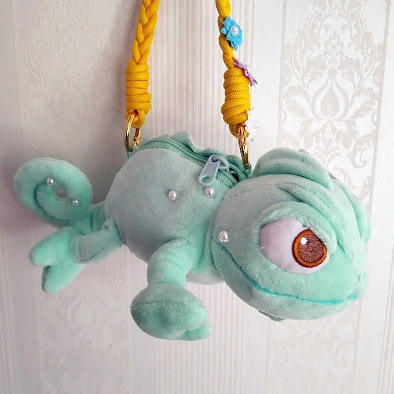 Kawaii dibujos animados Disney enredados Pascal juguetes de peluche lindo moda camaleón relleno Animal monedero para niñas niños regalos de cumpleaños