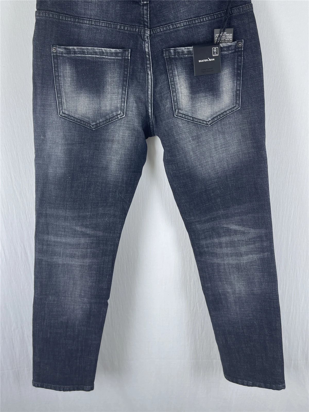 6092 Spring and Summer New Men's Jeans Washed Embroidered Badge Maple Leaf Fashion Micro-elastic Small Straight Black Jeans