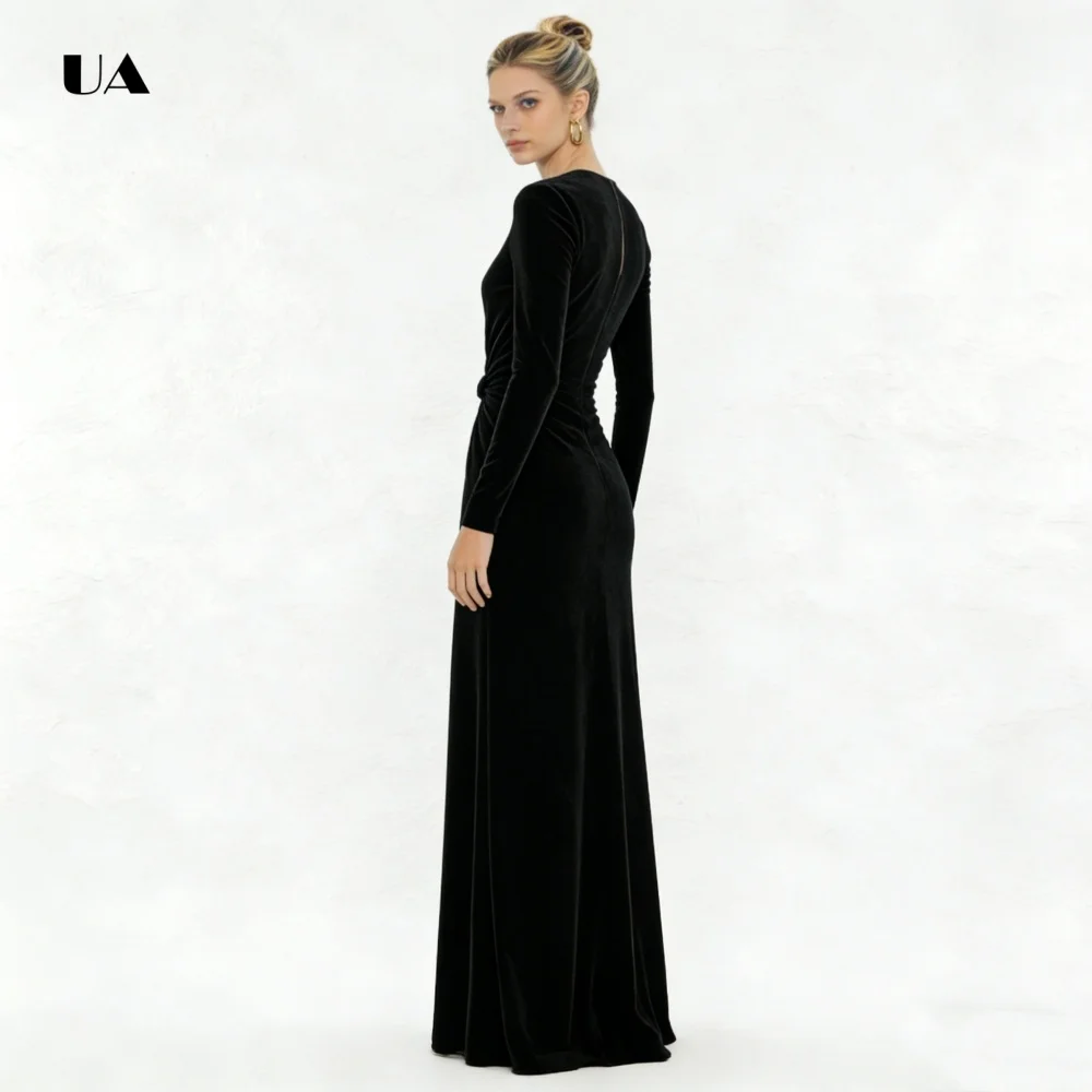 ULBYANRY 벨벳 스트레이트 프롬 드레스(긴 소매 포함), 솔리드 O넥 컷아웃 이브닝 드레스, 슬릿 러치드 맞춤형 파티 가운