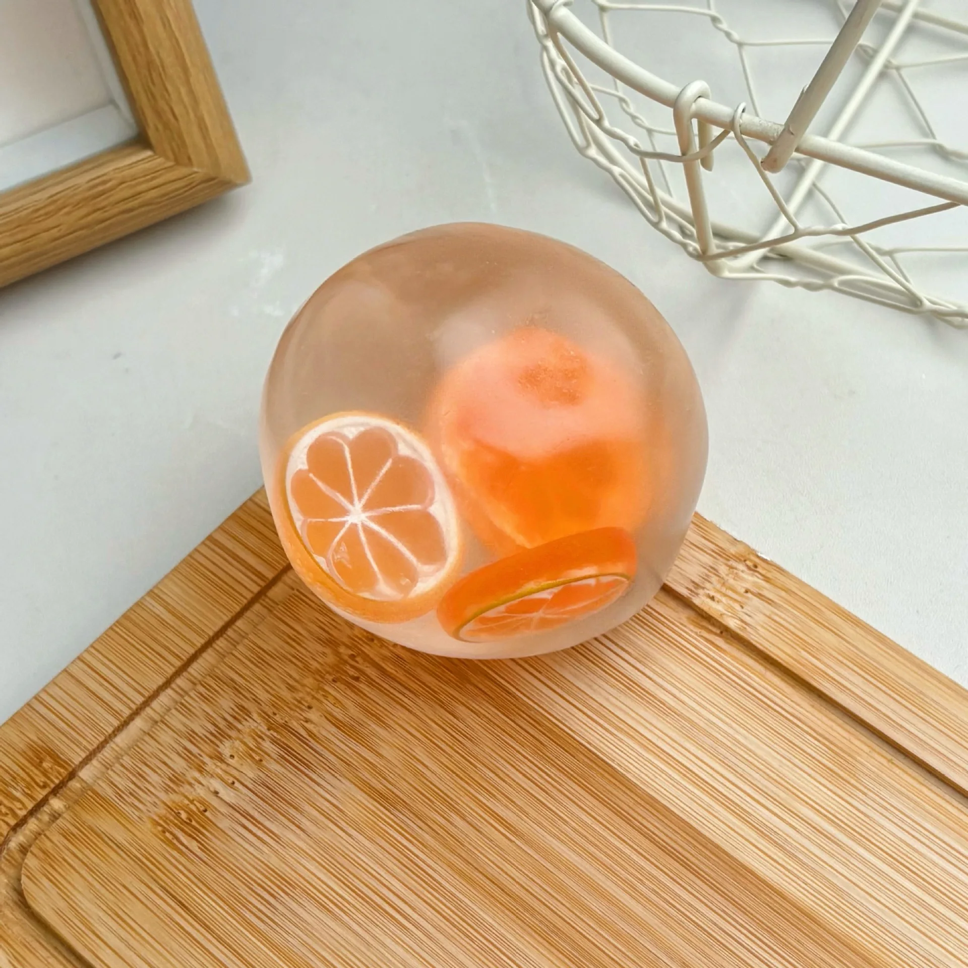 Frucht-Quetschball Formbarer Kokosnussöl-Stressball Quetschbar Nicht-pringelnd Langsam Aufsteigendes Dekompressionsspielzeug – Detail 7