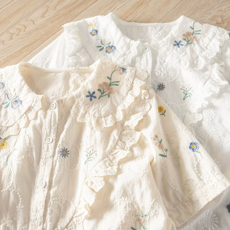 

Summer Flowers Embroidery Cotton 100% Peter Pan Collar Shirt Women Clothing Beige White Color Short Sleeved Female Blouses U069