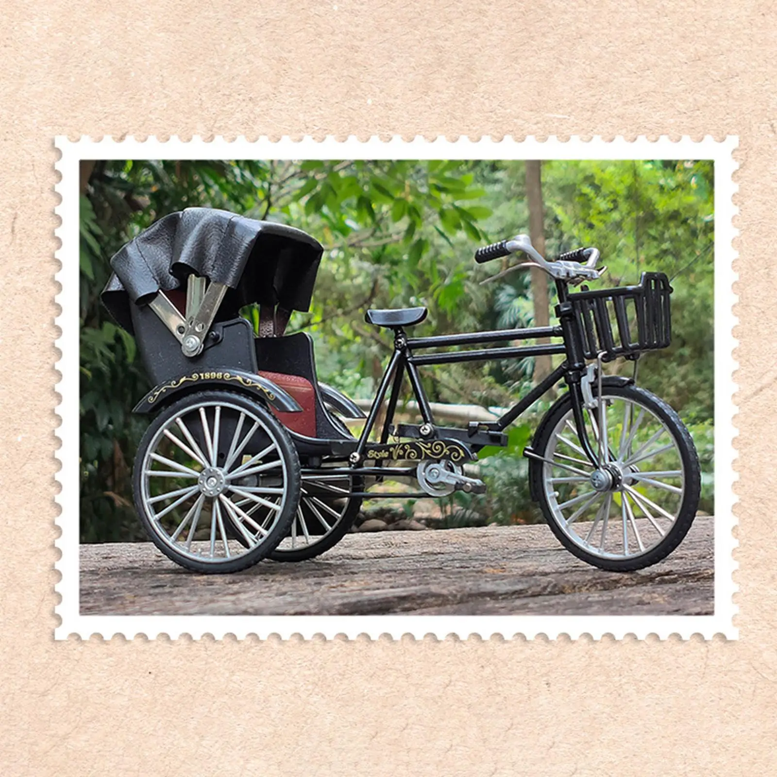 1:12 Scale Vintage Style Tricycle Model, Tricycle Toy Ornament Scenery, Lifelike Alloy Miniature Sculpture for Kid
