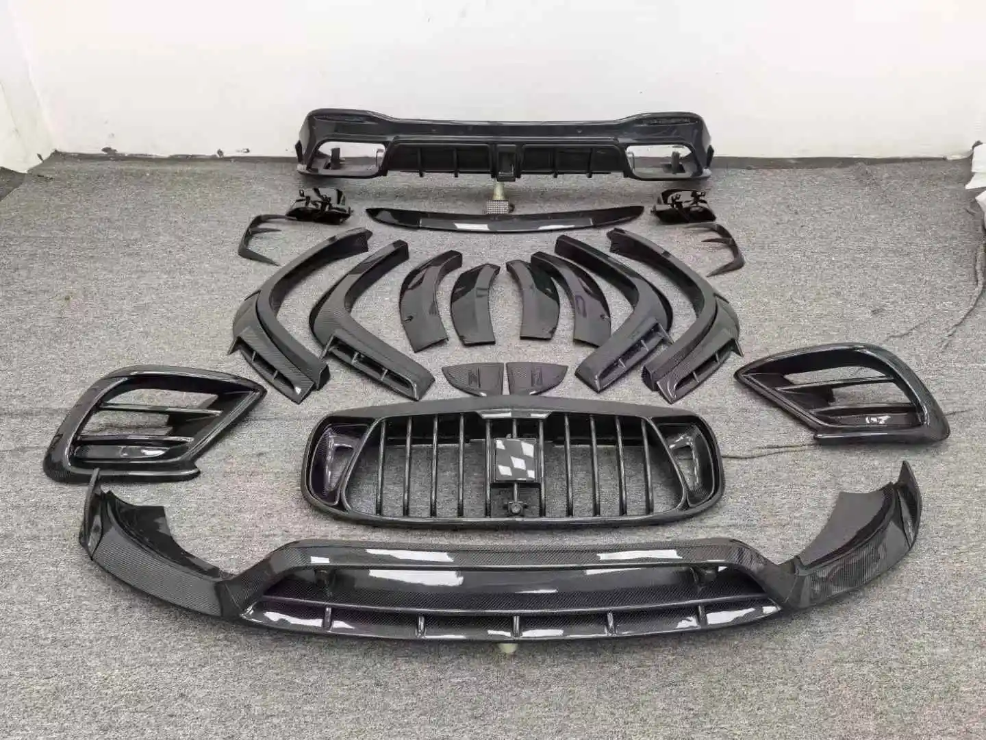 For  GLS63 X167 Upgrade Msy Style Carbon Fiber Front Lip Rear Kitchen Body Kit and Carbon Fiber Front Bumper