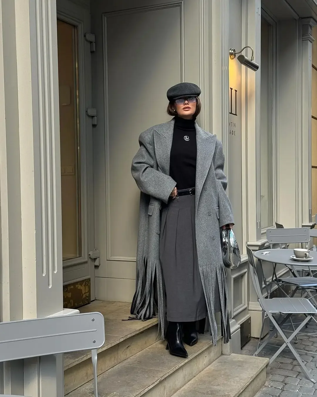 Modischer grauer Wollmantel mit Quasten für Damen, lässiger Revers-Mantel mit langen Ärmeln, doppelreihig, mit Taschen, lockerer langer Mantel, Damen-Outwear für den Alltag. – Detail 14