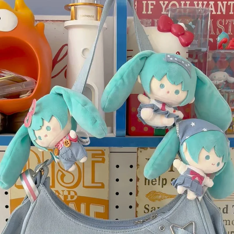 

В наличии: Оригинальная плюшевая игрушка Hatsune Miku из серии Cowboy Tribe, коллекционная фигурка-сюрприз, магнитная плюшевая игрушка Hatsune Miku с пряжкой, милый подарок