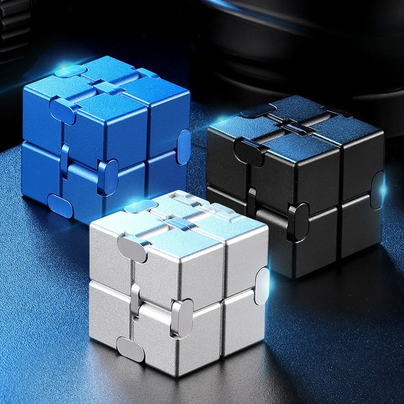 cubo-infinito-de-liga-e-plastico-brinquedo-sensorial-antiestresse-e-antiansiedade-dobravel-para-alivio-e-calma