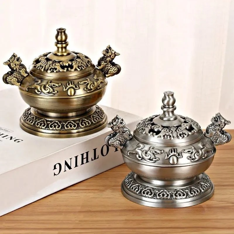 Vintage and creative sandalwood mosquito repellent aroma diffuser, suitable for use in home living rooms