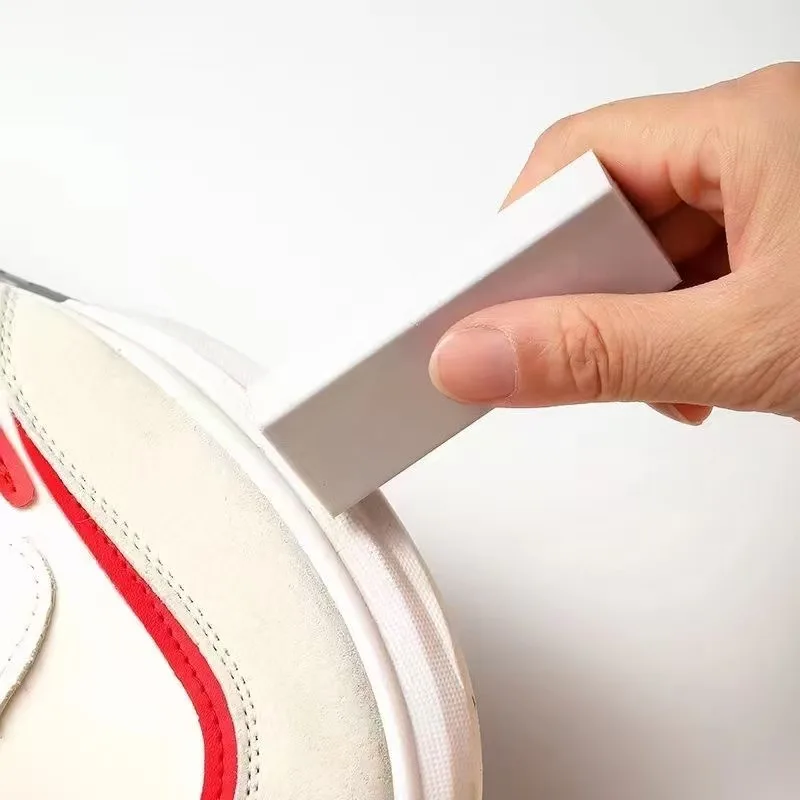 Gomme Nettoyante pour Baskets en Daim, Rénovateur de Couleur pour Chaussures en Cuir Mat et Velours, Outil Détachant