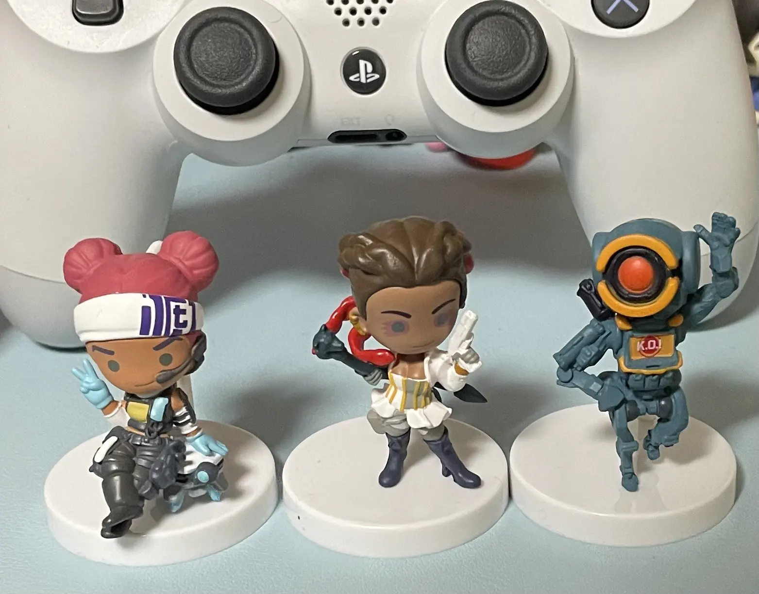 Bushiroad creative capsule toys APEX LEGENDS deformed figure vol.2 cute Pathfinder Loba Lifeline gashapons