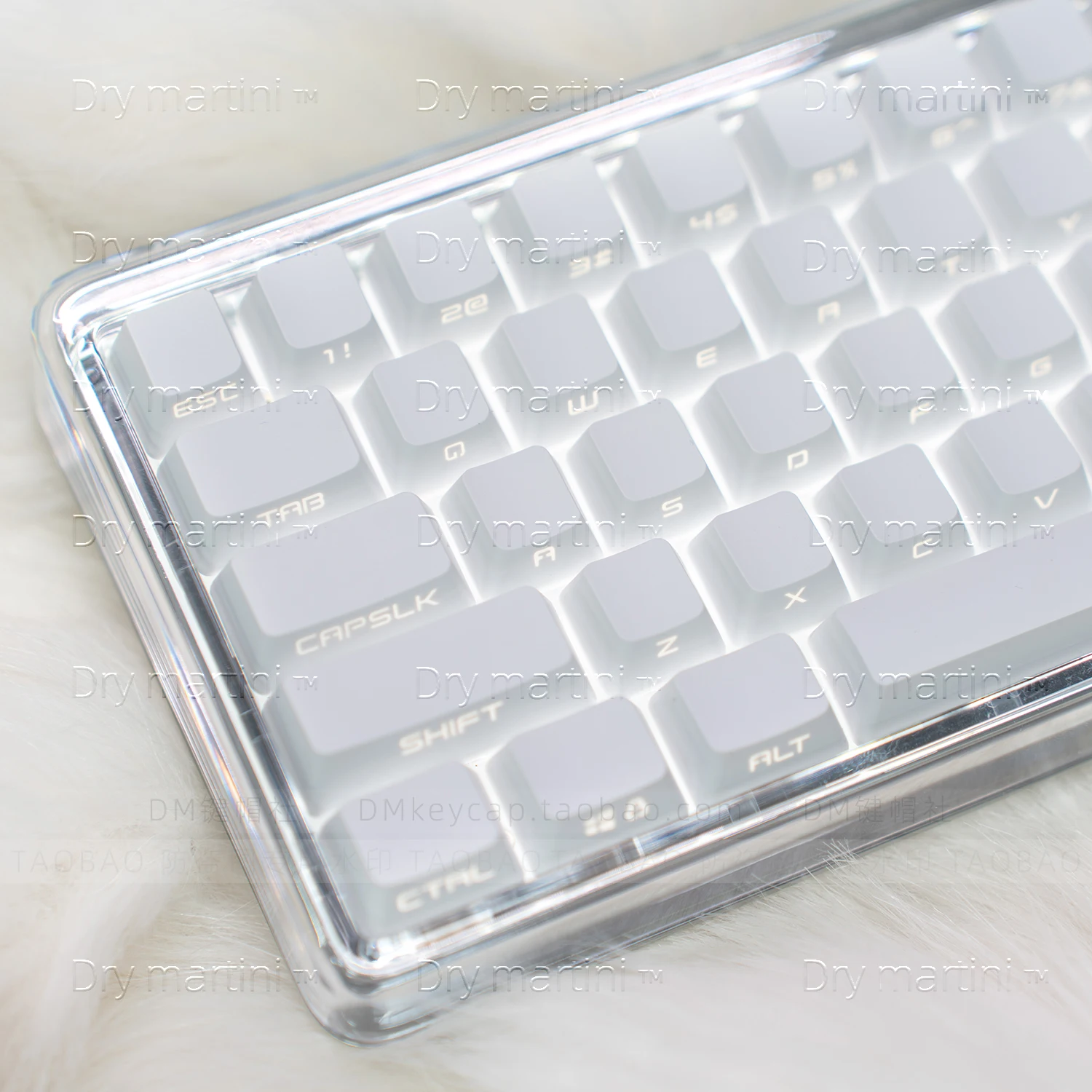 

Pure white side engraved transparent keycap OEM pure black two-color molding PBT snow white engraved 64/68/84/87/98/104