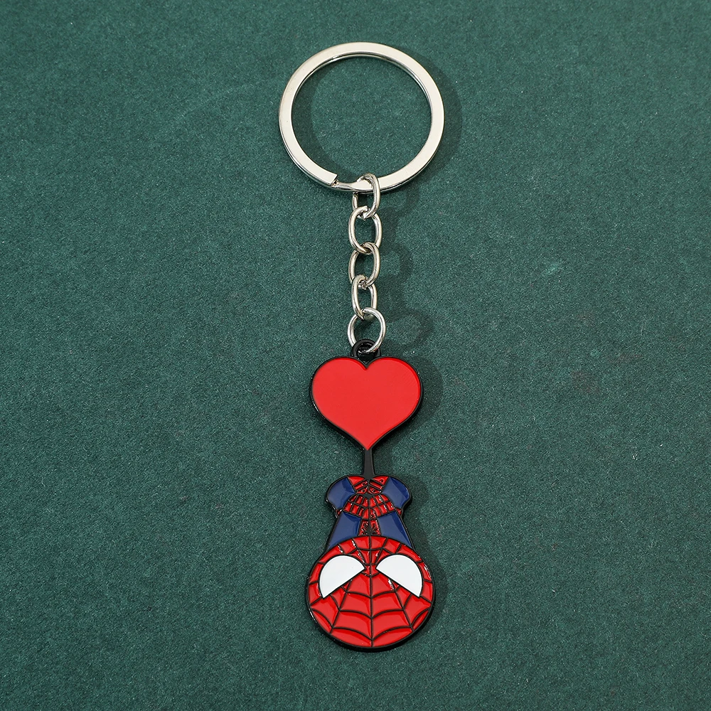 LLavero modelo Marvel Spiderman vengadores superhéroe Spider Man llavero figura de dibujos animados llaveros accesorios para adorno de bolso