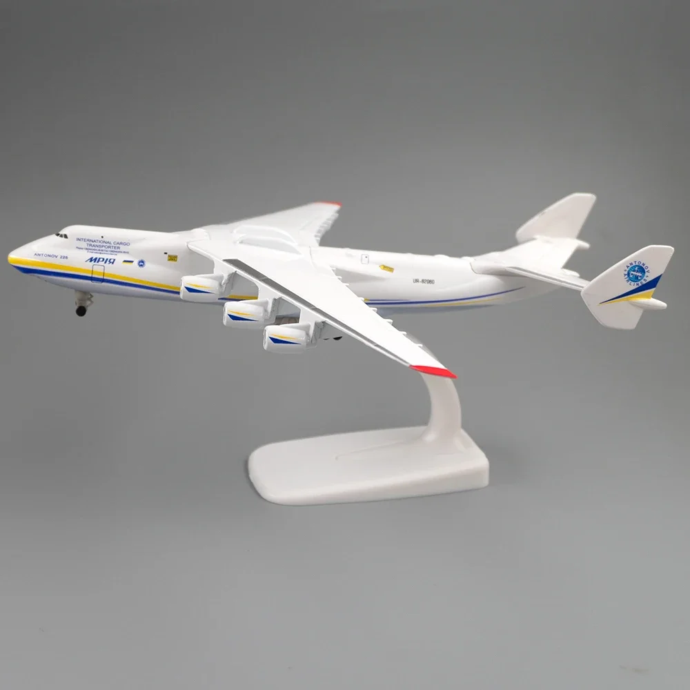20cm Transport Aircraft Antonov An-225 Model with Wheel AN225 Plane Gift for Collection Decoration