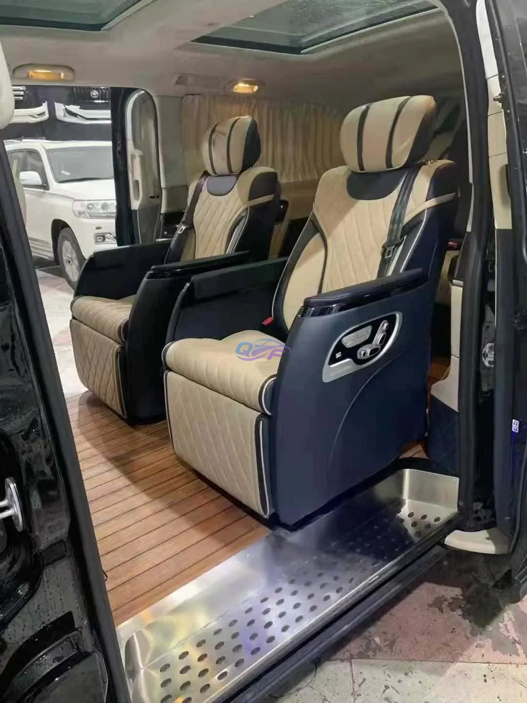 Luxury Sprinter Van Seats Auto Interior Upgrade Captain Aviation Seats Motorhome Electric Chair With Massage Heating Ventilation