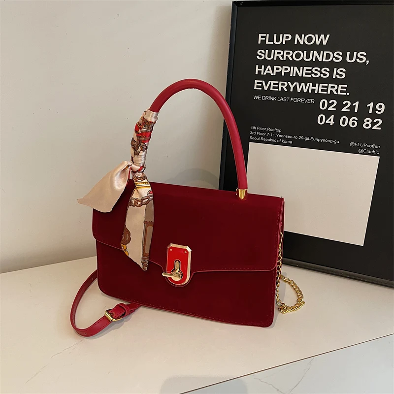 

Классическая женская сумка из кожи, на плечо, популярная, элегантная, от известного дизайнера, люксовый бренд, стильная и легкая