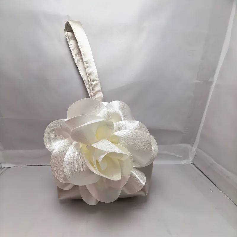 

Elegant Cloth Silk Flower Small Handbags For Women Fashion Solid Black White Red Tote Handbags Party Temperament Top-handle bags