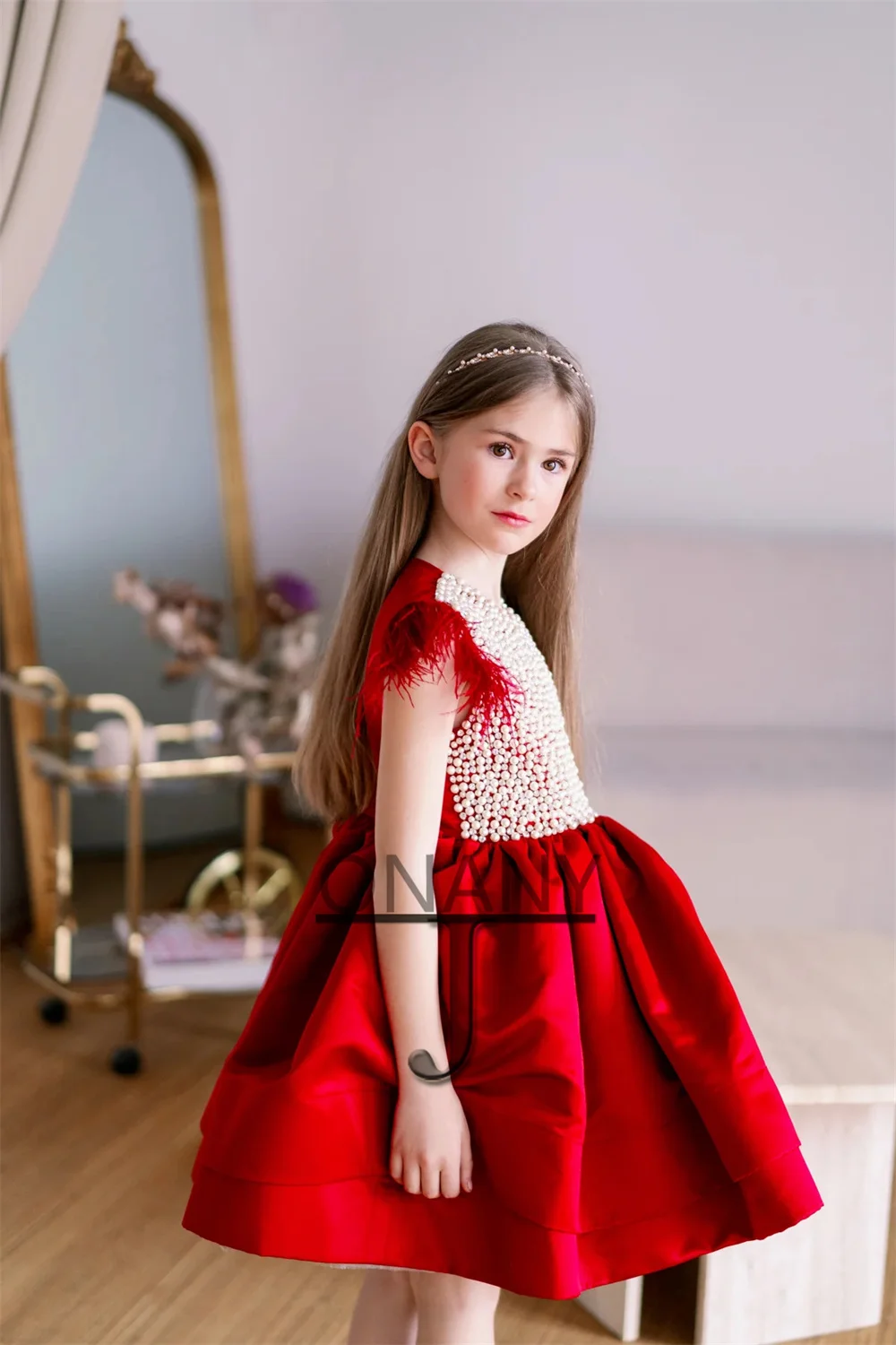 JONANY Glamorous Pearls Flower Girl Dress Feathers o-neck Satin custom Ball Gown Little Girl Princess Roupas De Florista