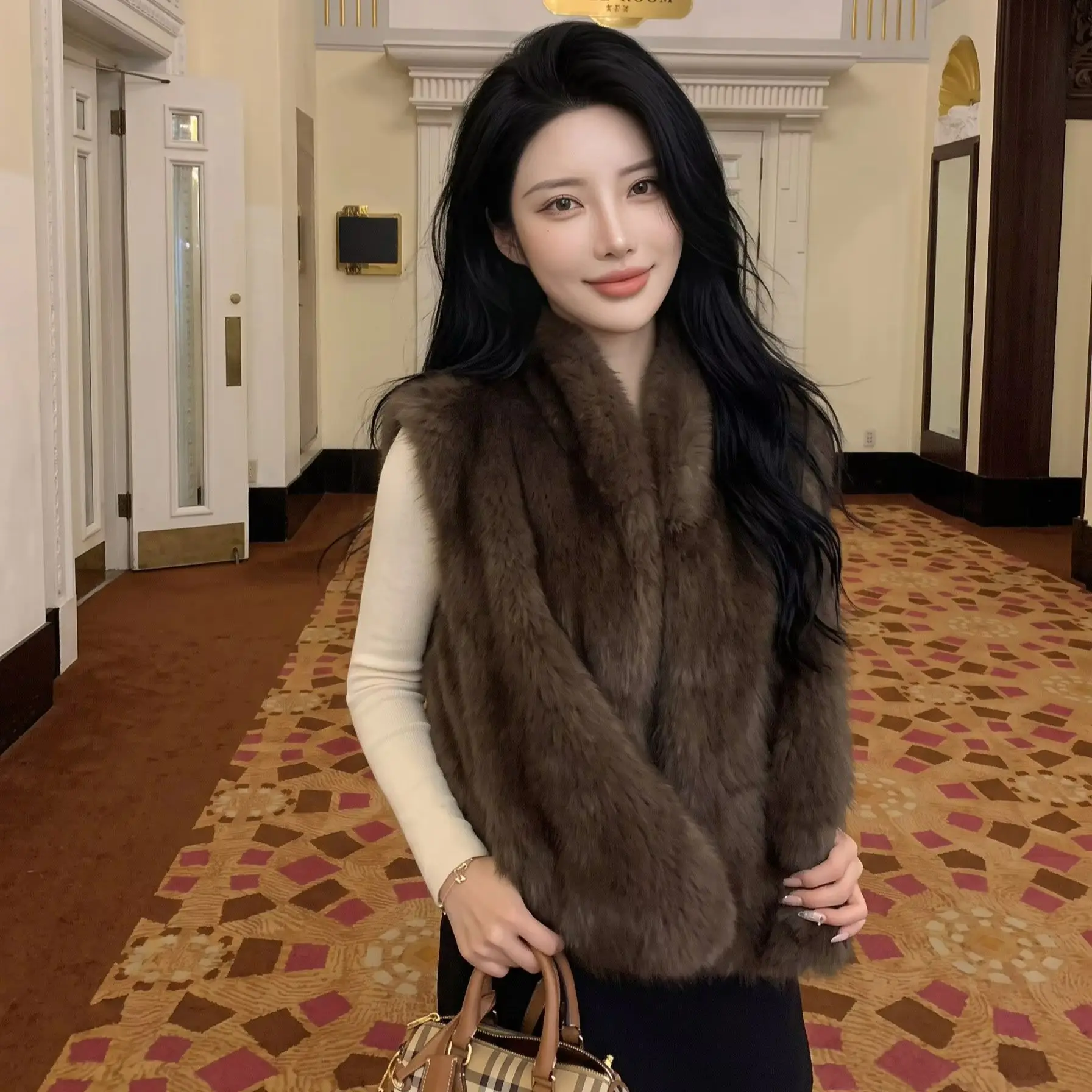Vintage Women Autumn Winter Stand Collar Faux Fox Fur Sleeveless Coat Loose Straight Shaggy Waistcoat Vest Outerwear
