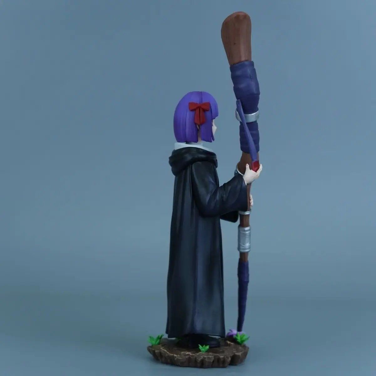 

Anime Figures Magician Fern PVC Model Frieren Purple Hair Collection Doll Tosy for Kids Girl Action Figure Gift Christmas Decor