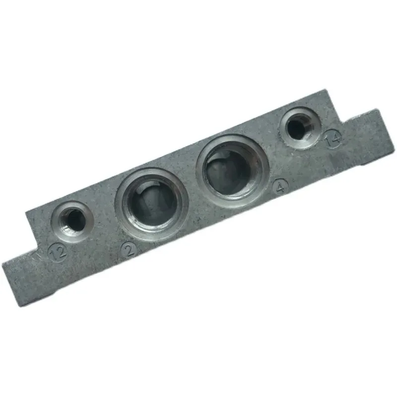 M/P19138 SXE Solenoid Valve Base Sub-Base Plate M/P19137-CQM/22354/3/21 for Pneumatic System