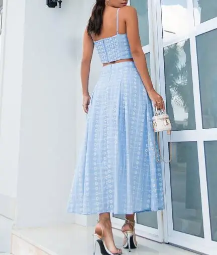 

2025 Geometric Print V-Neck Sleeveless Camisole Top and High Waisted A-Line Skirt Set,summer Women's Fashionable and Elegant Set