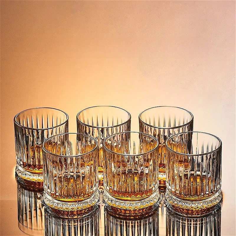 2 stücke Sets Luxus Wein Gläser Kreative Geschnitzte Whisky Glas Party Exquisite Transparente Glas Tasse Wasser Flasche Bar Zubehör