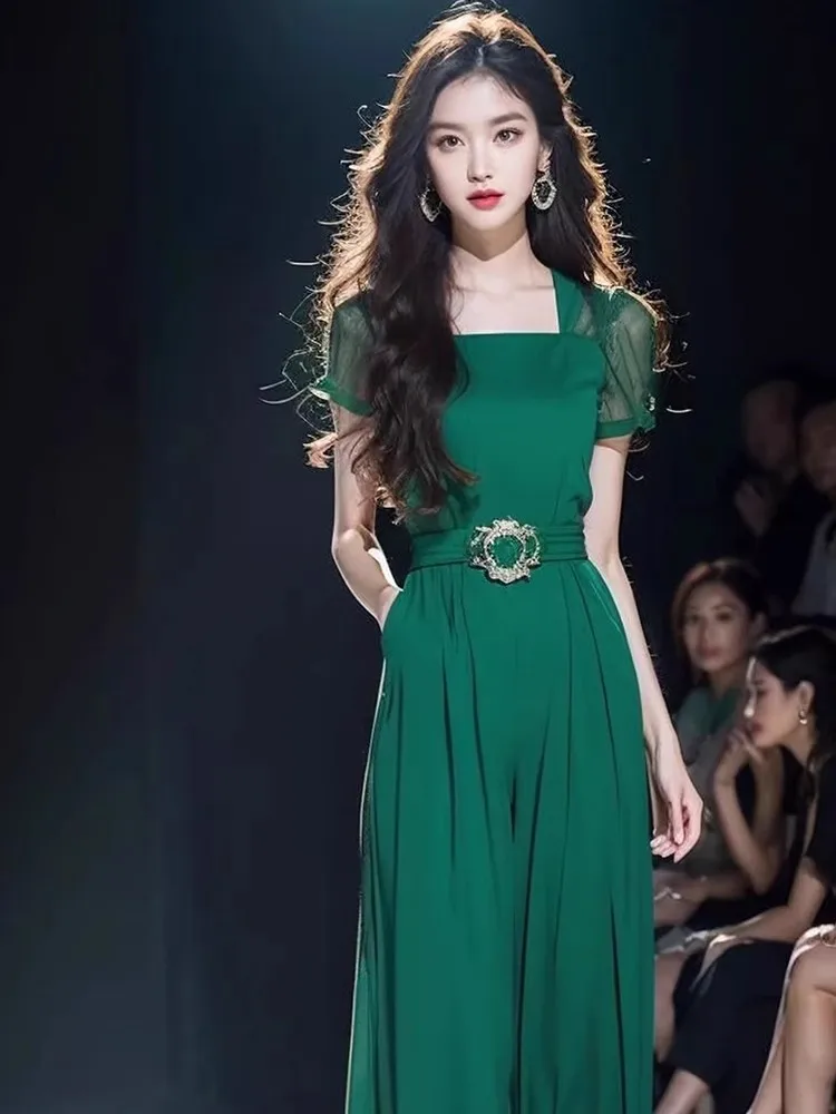 الأخضر قصيرة الأكمام الأخضر بذلة المرأة 2025 جديد الراقية سراويل أنيقة أنيقة سوبر لطيفة شيك الصلبة بذلة السيدات الصيف