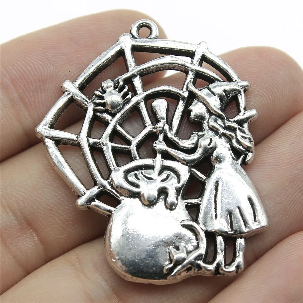 WYSIWYG 2pcs 40x33mm Antique Silver Color Poisonous Spider Cobweb Sorcery Witch Charms Pendant For DIY Jewelry Making