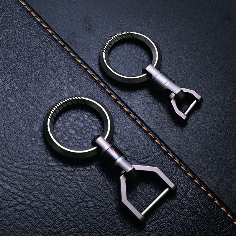 360° Rotating Titanium Alloy Car Keychain For Men-Ultra Light Luxury Key Ring Holder Durable Keychain Gift For Car Lovers