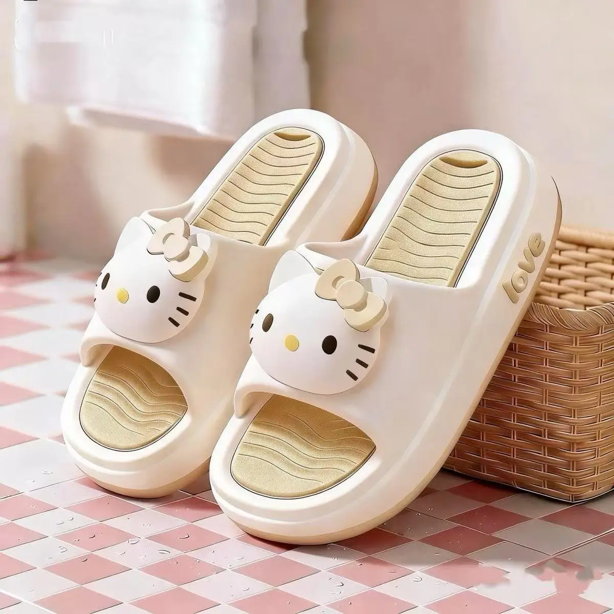 

real photos 2026 summer new Sanrio hello kitty caroon sweet cute lovely good quality women girls students fashion slippers