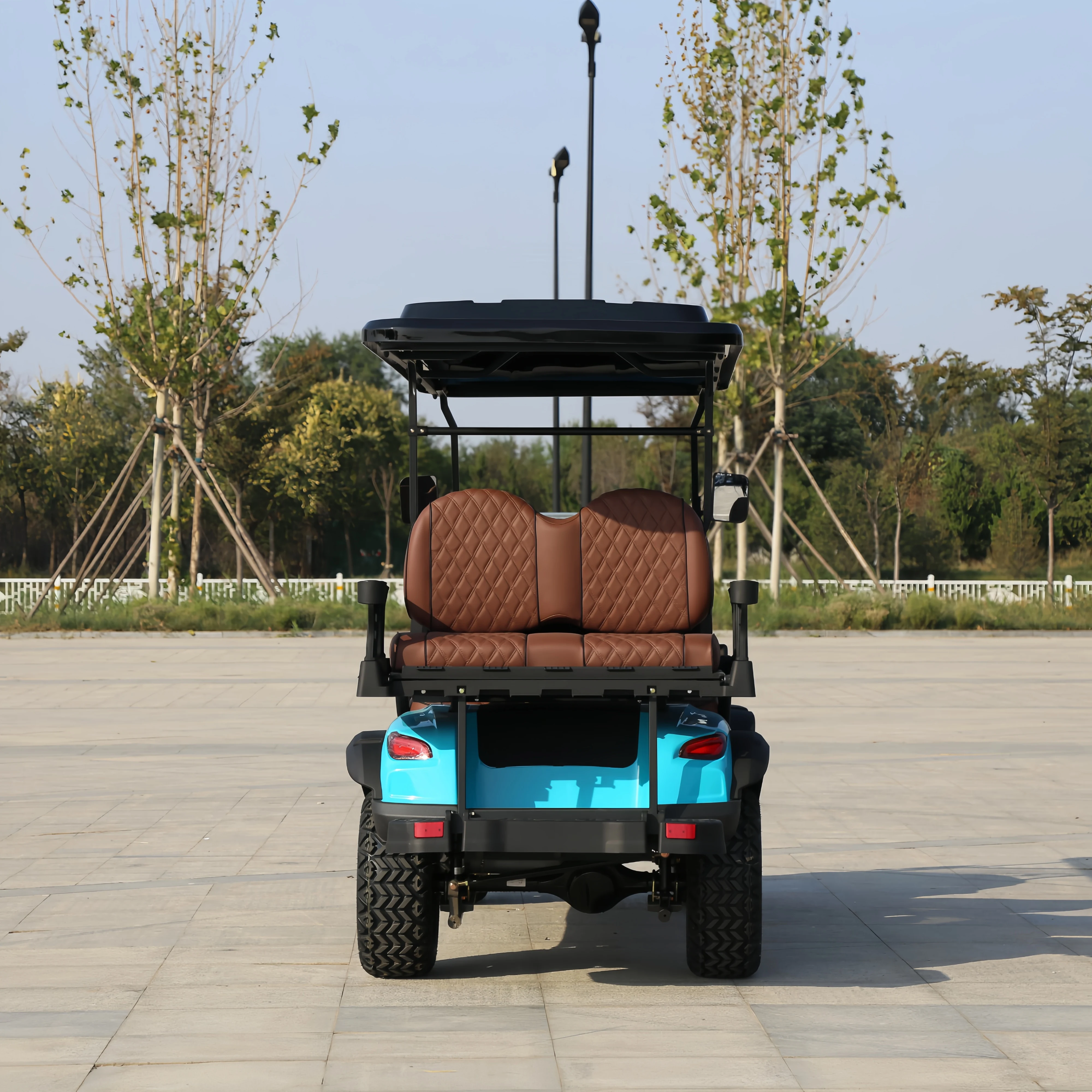 Wholesale Lifted 4 Passenger Electric cheap Chinese Electric Hunting Carts 2 seats With Lithium Battery