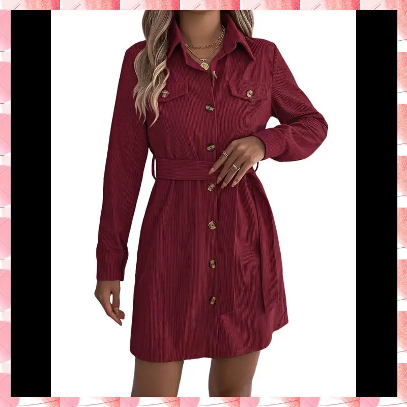 Damska sukienka koszulowa mini z kołnierzykiem w serek, zapinana na guziki, plisowana, z długim rękawem i paskiem.