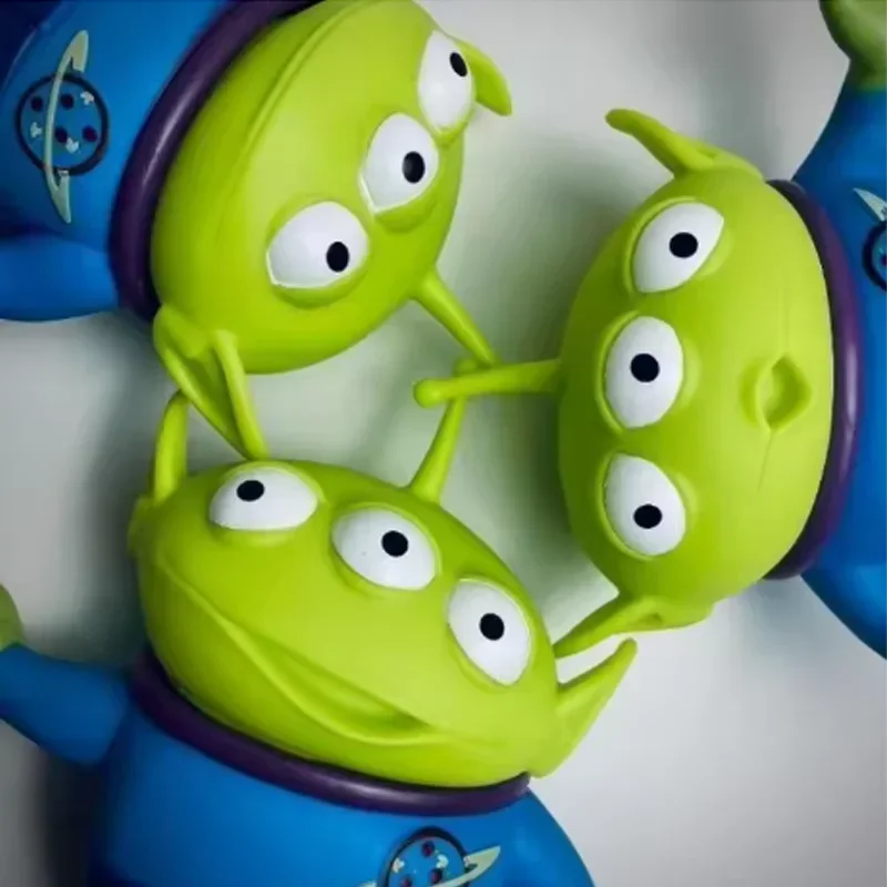Cartoon-Film-Spielzeug-Thema Niedliches Dreiäugiges Monster Grüner Mann Alien Puppe Figur Anime Dekoration Sammlerstück Spielzeugmodell für Geschenke – Detail 3