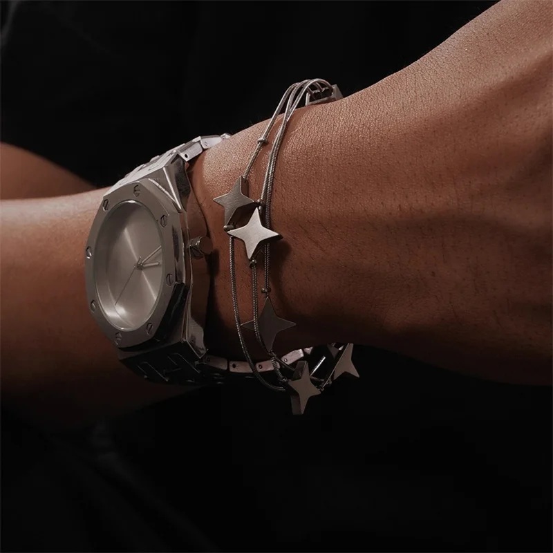 

Титановая сталь, металлическая магнитная защелка, твердая змеиная цепочка, бахрома, звездная бусина, штабелируемый браслет для пар, аксессуары для мужчин и женщин