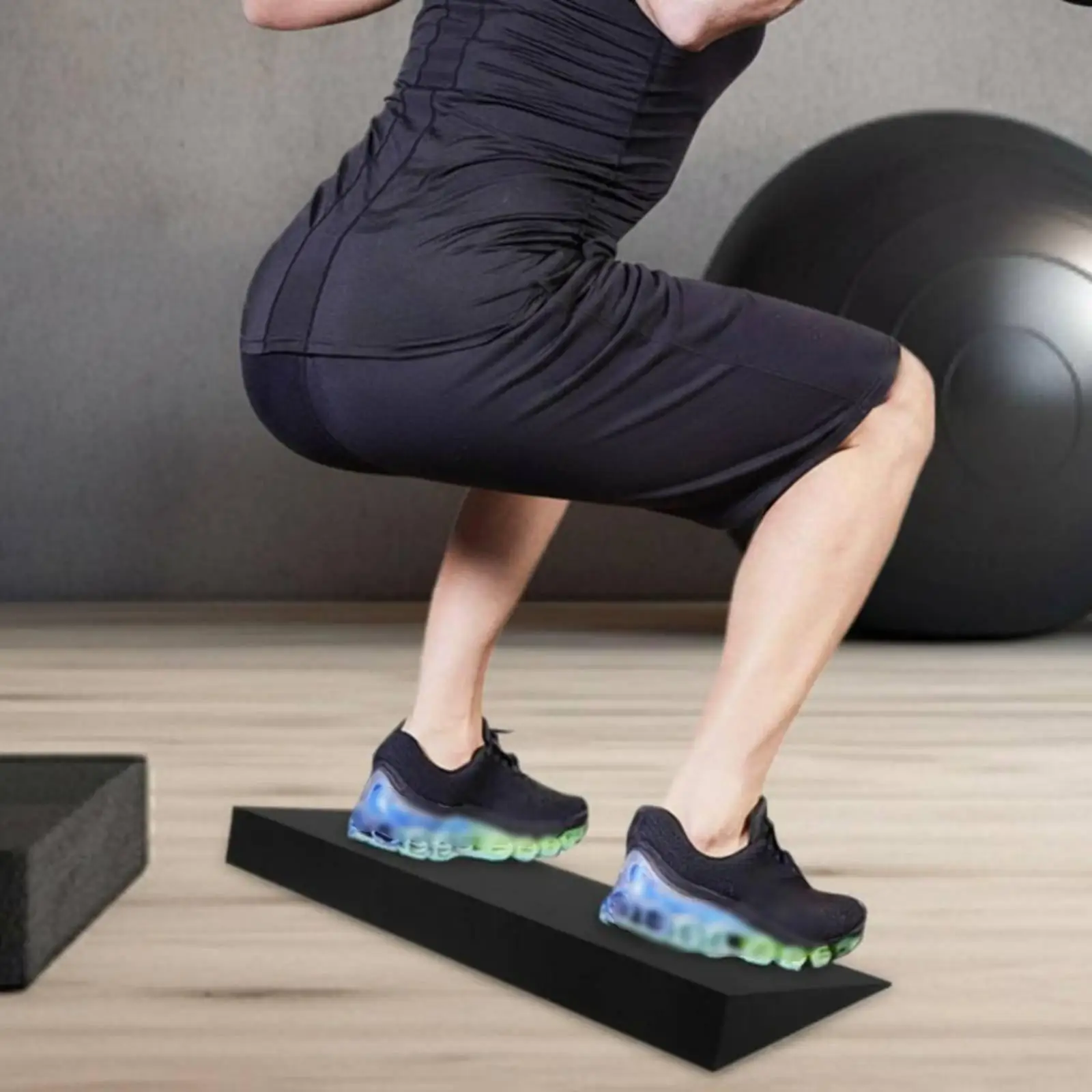 EVA Foam Adjustable Fitness Ramp Non Slip Calf Stretcher Balance Board for Recovery and Exercise