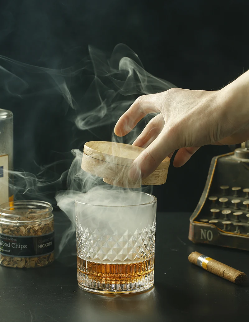 Cocktail Smoker Whiskey & Bourbon Cocktail Smoker Kit Old Fashioned Chimney Drink Smoker for Infuse Cocktails Gifts for Men