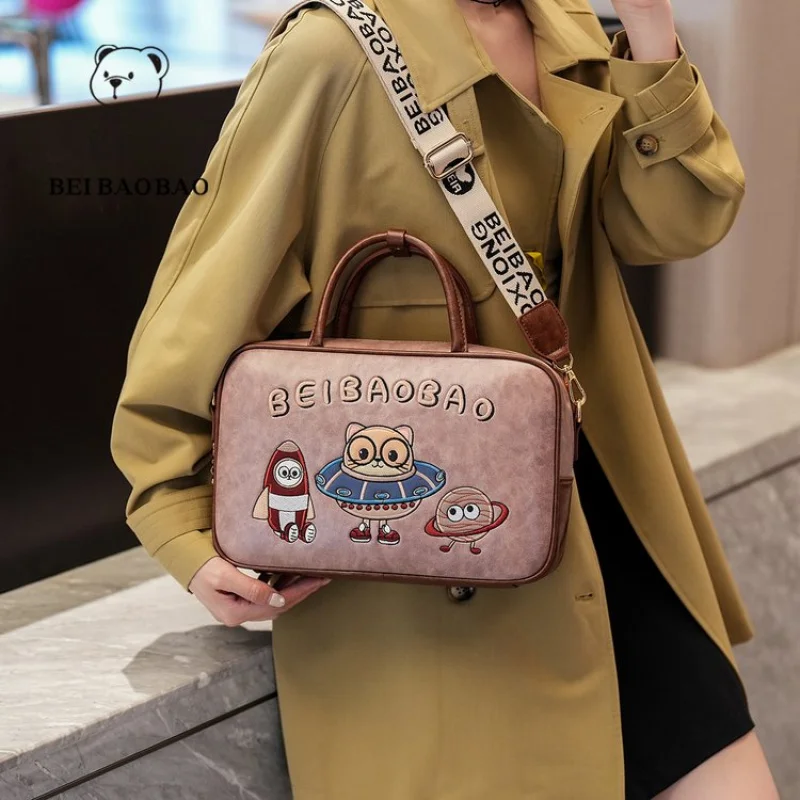 명품 여성 숄더백 가죽 핸드백 탈부착 가능한 체인 스트랩 포함, 패셔너블한 디자이너