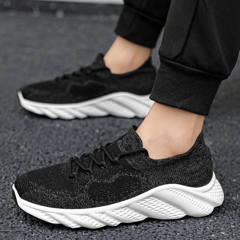 

Новинка 2024, нескользящая синяя мужская обувь на платформе, повседневные мужские кроссовки с дезодорантом, мужские кроссовки для гольфа, спортивные школьные, приятные, Красофка, зарубежные знаменитые