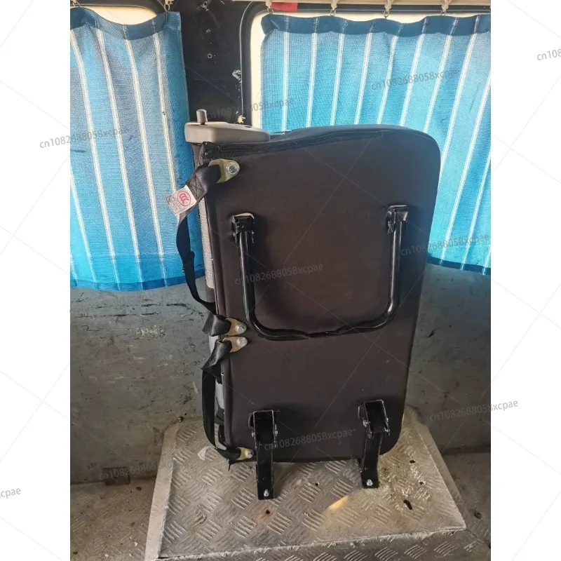 Front folding seats, side hung seats, seats suitable for modification, standing seats on both sides